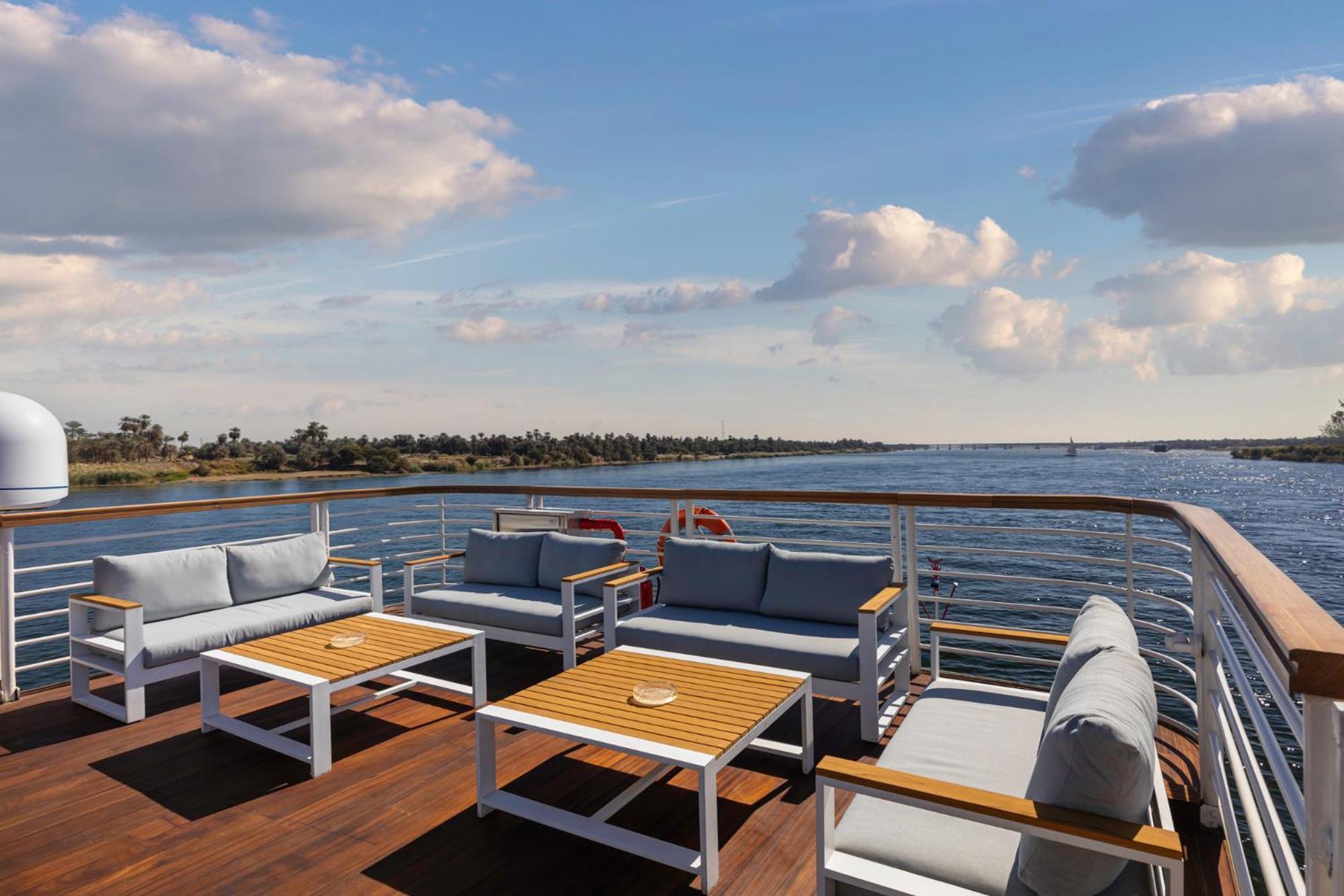 Tia Boutique Nile Cruise - Every Monday From Luxor For 04 & 07 Nights - Every Friday From Aswan For 03 & 07 Nights Buitenkant foto