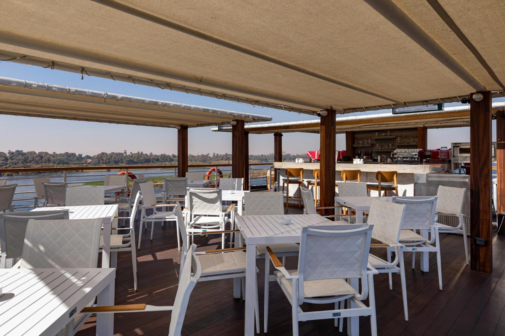 Tia Boutique Nile Cruise - Every Monday From Luxor For 04 & 07 Nights - Every Friday From Aswan For 03 & 07 Nights Buitenkant foto