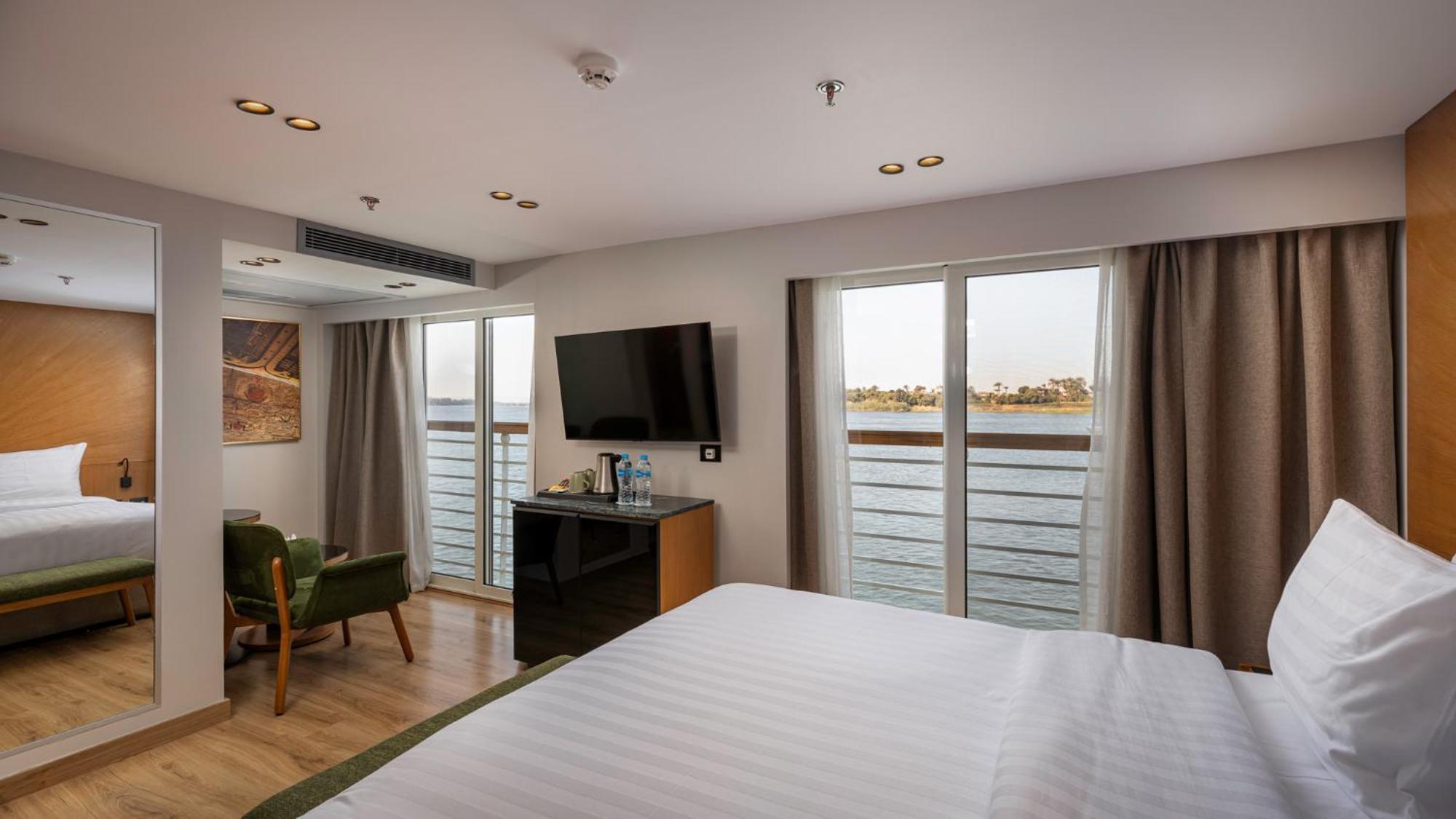 Tia Boutique Nile Cruise - Every Monday From Luxor For 04 & 07 Nights - Every Friday From Aswan For 03 & 07 Nights Buitenkant foto