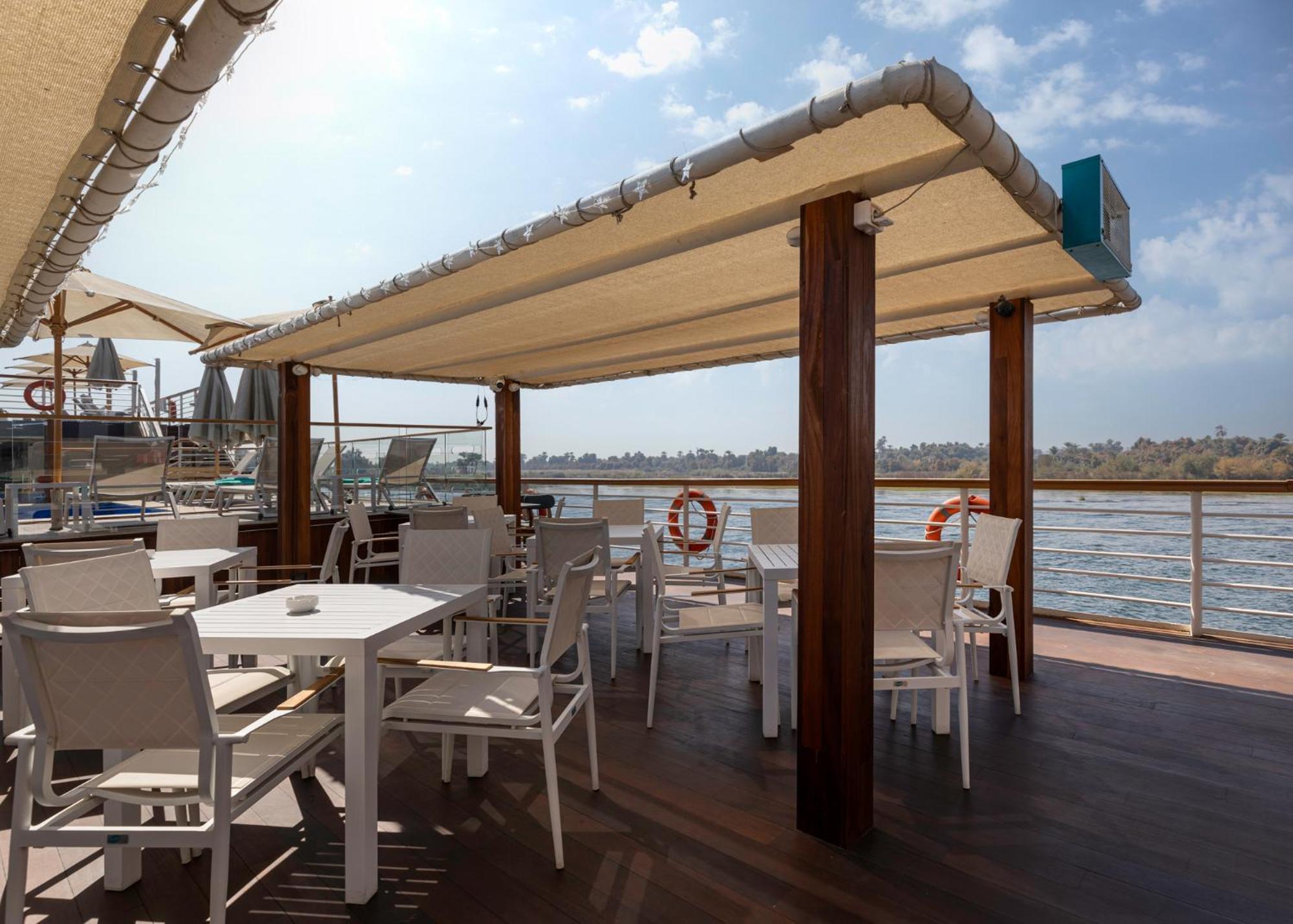 Tia Boutique Nile Cruise - Every Monday From Luxor For 04 & 07 Nights - Every Friday From Aswan For 03 & 07 Nights Buitenkant foto